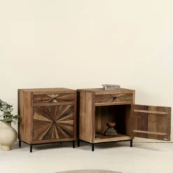 Agastya - Kast van Oud Hout met Zonnestraal Design