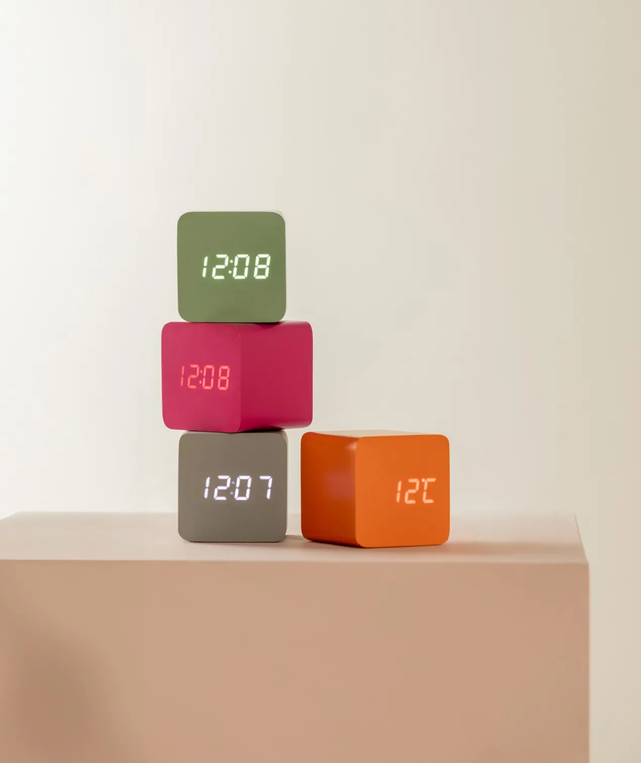 Alarm clock Spry square LED bright orange