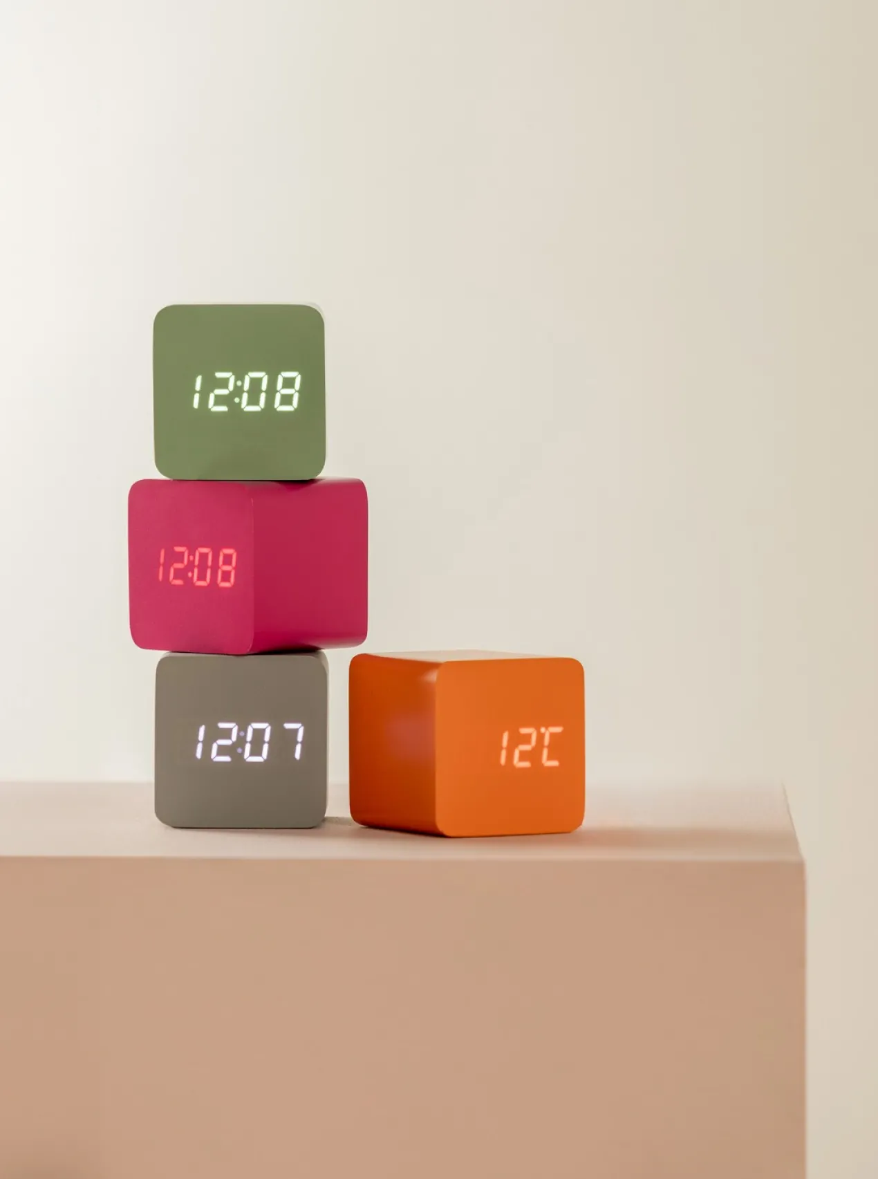 Alarm clock Spry square LED bright orange