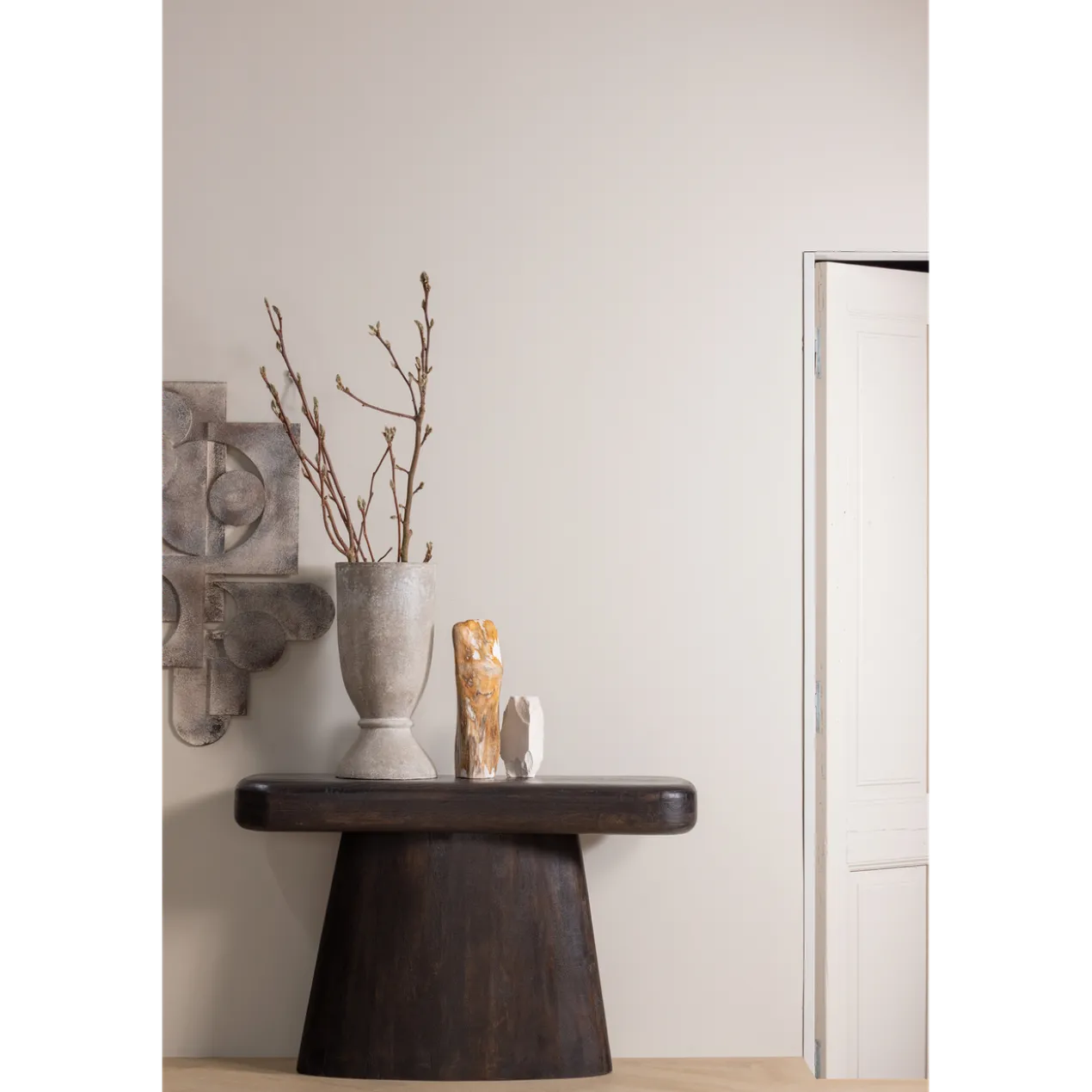 Amco sidetable mangohout donkerbruin