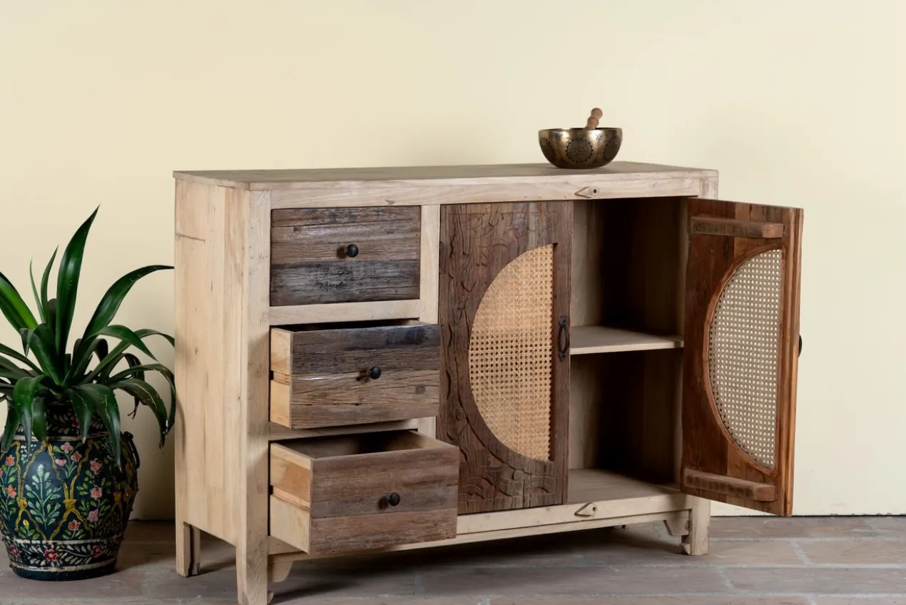 Amruta - Dressoir van Gerecycled Hout
