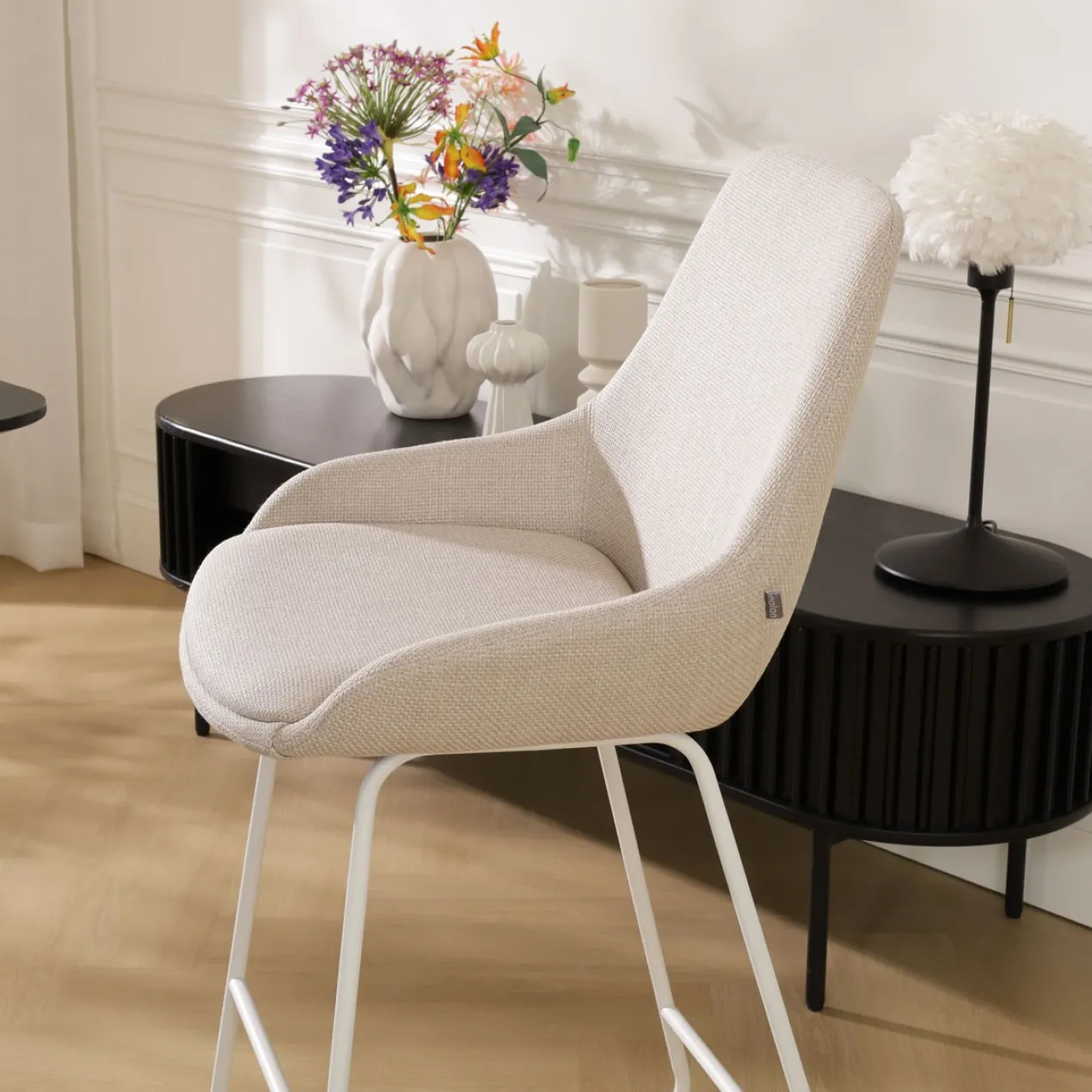 Barkruk Nino-Isa beige - wit onderstel - 75 cm