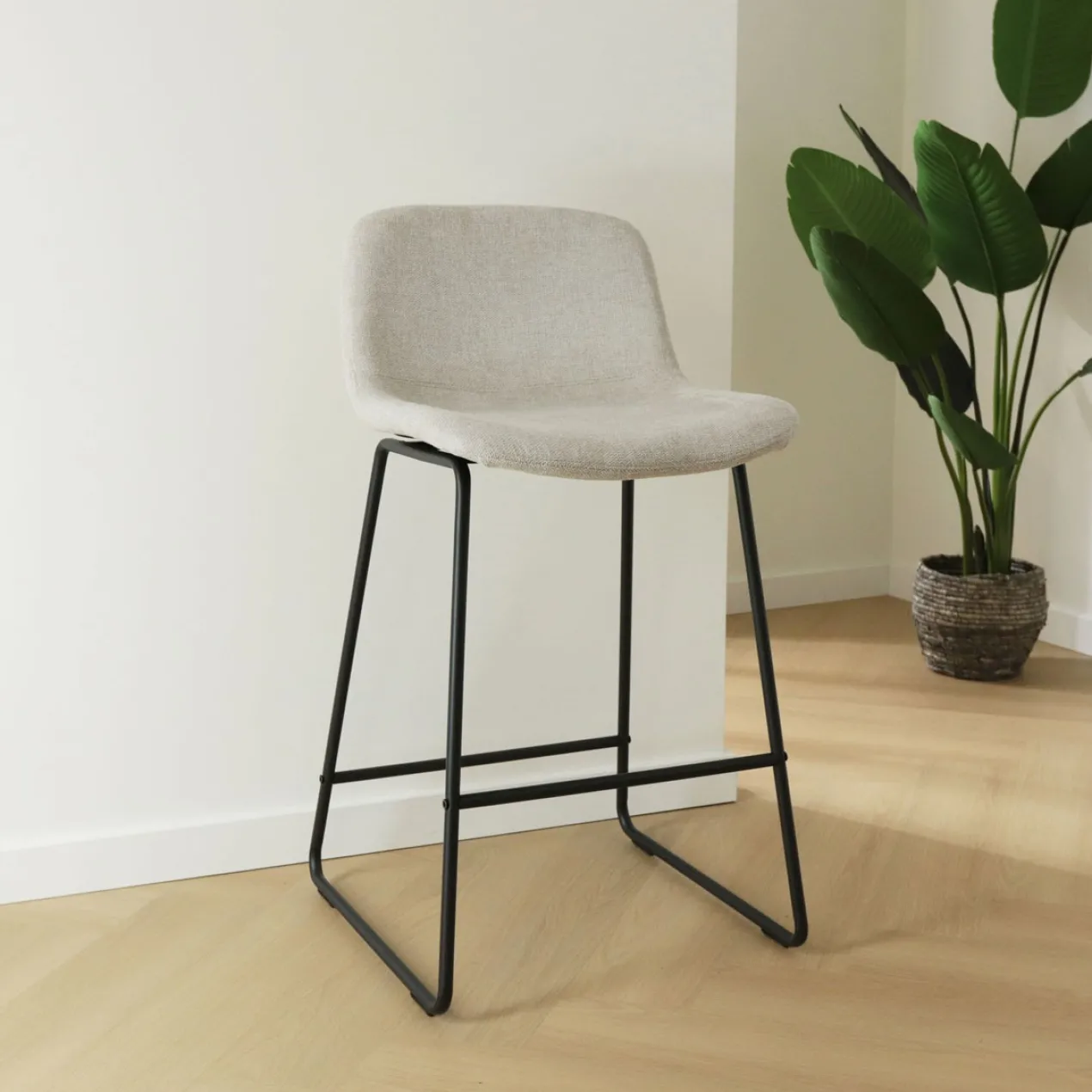 Barkruk Nino-Mats lichtgrijs - zwart onderstel - 65 cm