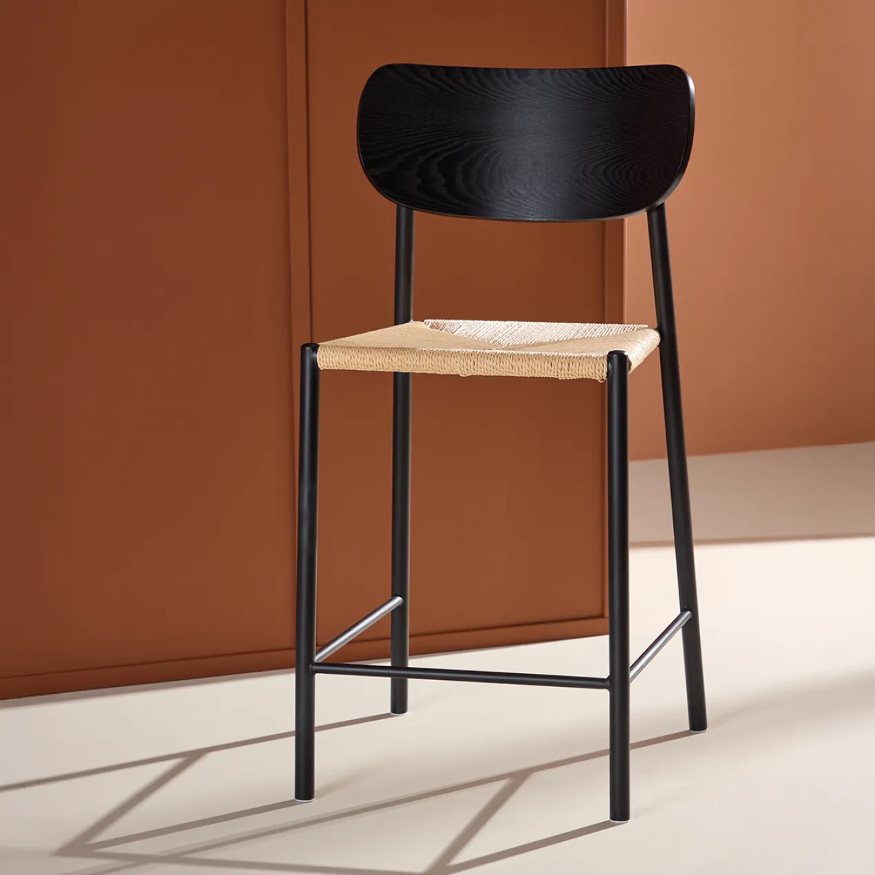 Barkruk Rian met rotan zitting zwart - 67 cm