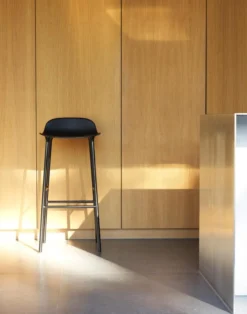 Bar Stool Form Steel black 75 cm