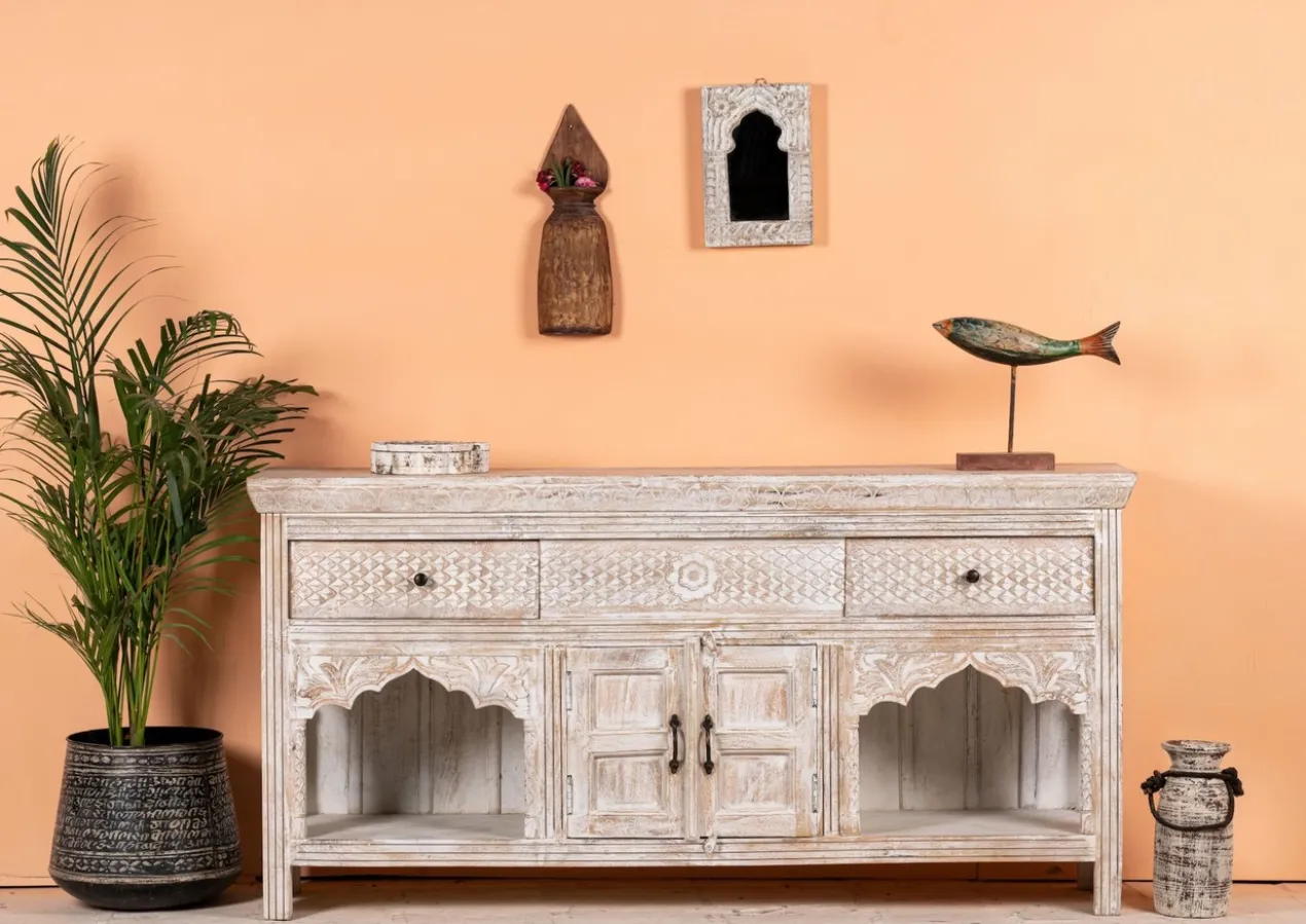 Bhanvad - Handgesneden Mangohouten Consoletafel