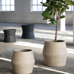 Bloempot Construct 01 brown S