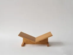 Boekenstandaard Page Oak