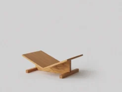 Boekenstandaard Page Oak