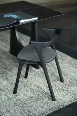 Bok stoel - eiken zwart - soft black stof