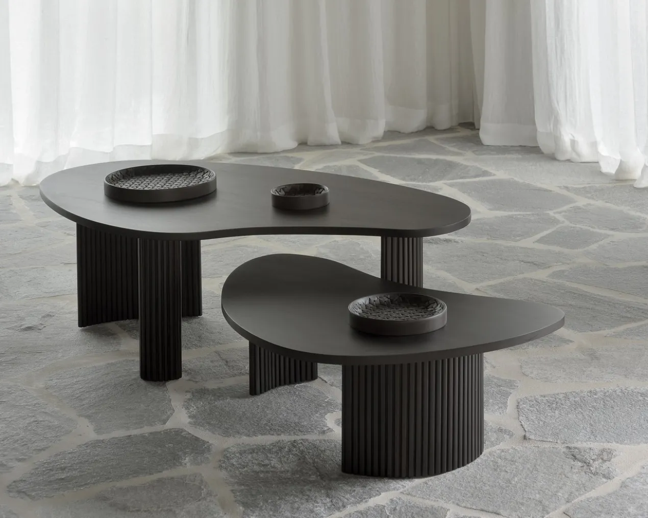 Boomerang koffietafel - donker mahonie - klein