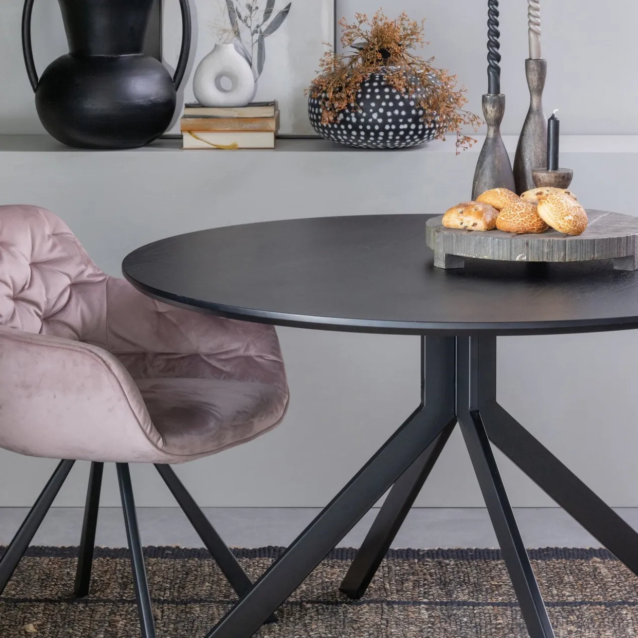 Bruno eettafel rond mdf zwart o120 cm