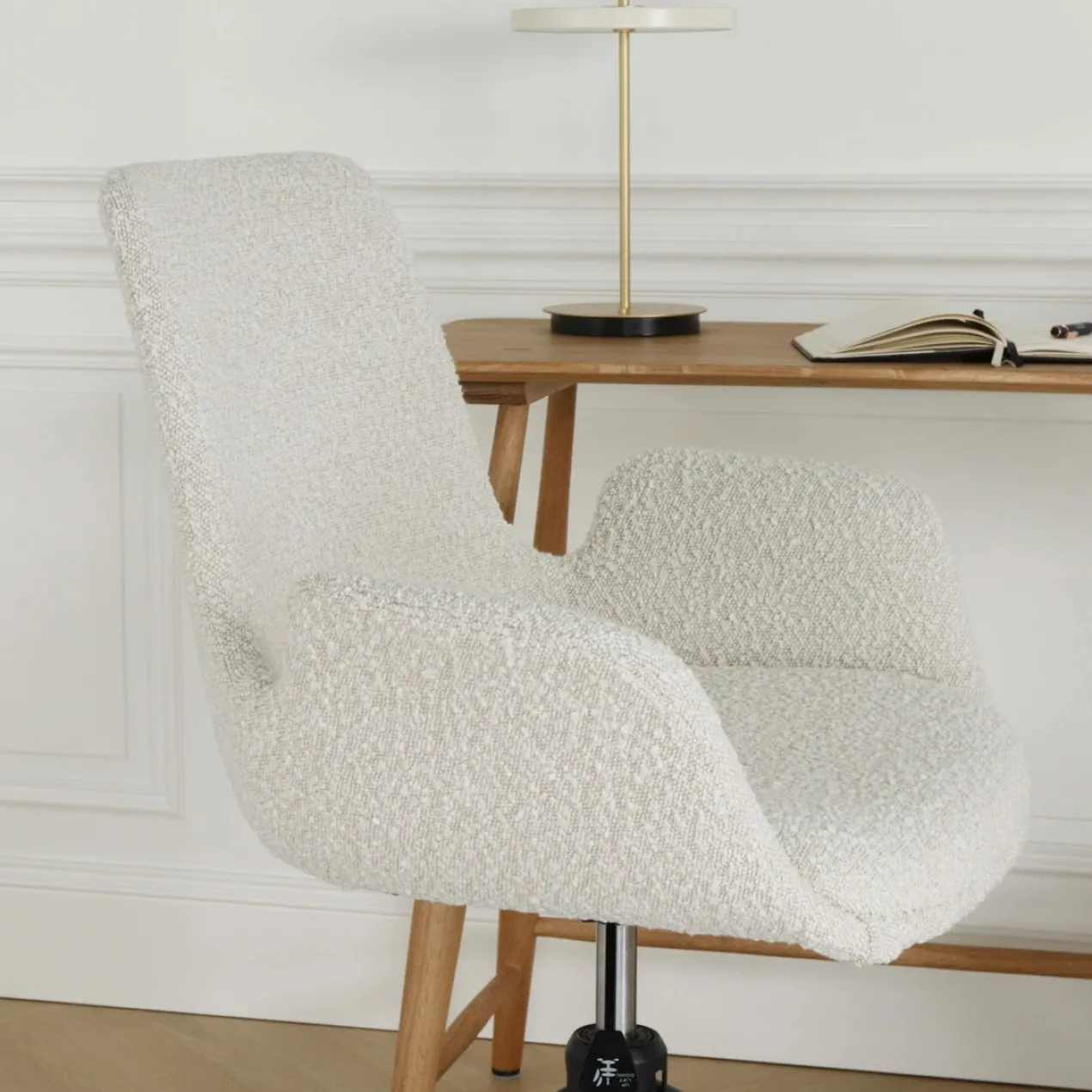 Bureaustoel Nout-Eef bouclé beige - zwart onderstel