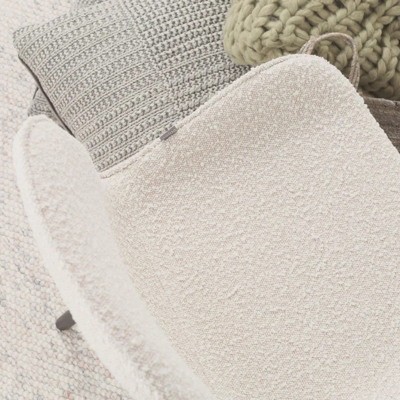 Bureaustoel Nout-Fé bouclé beige - wit onderstel