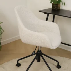 Bureaustoel Nout-Mae bouclé beige - zwart onderstel