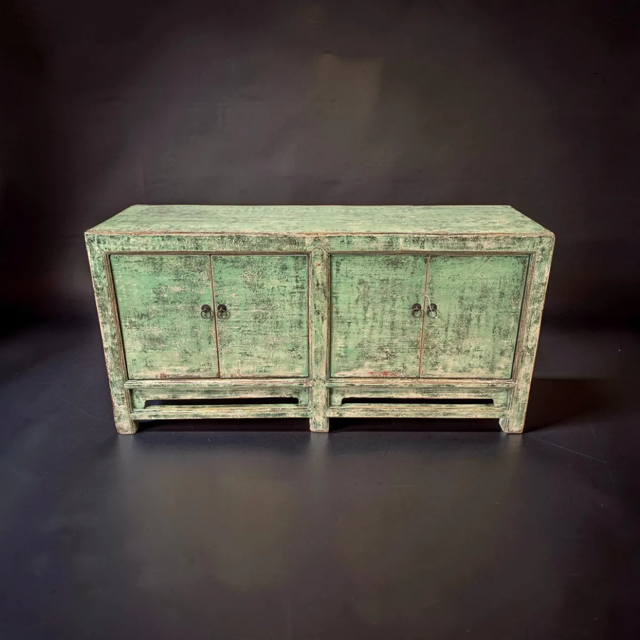 Dressoir 4 deurs groen uniek