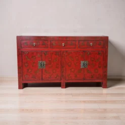 Dressoir rood beschilderd uniek