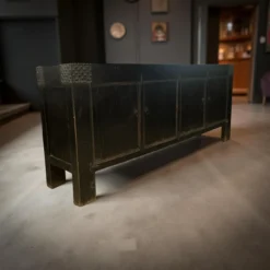 Dressoir zwart 4 deur noppen beslag