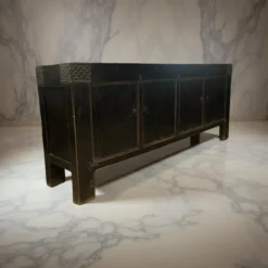 Dressoir zwart 4 deur noppen beslag