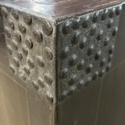Dressoir zwart 4 deur noppen beslag