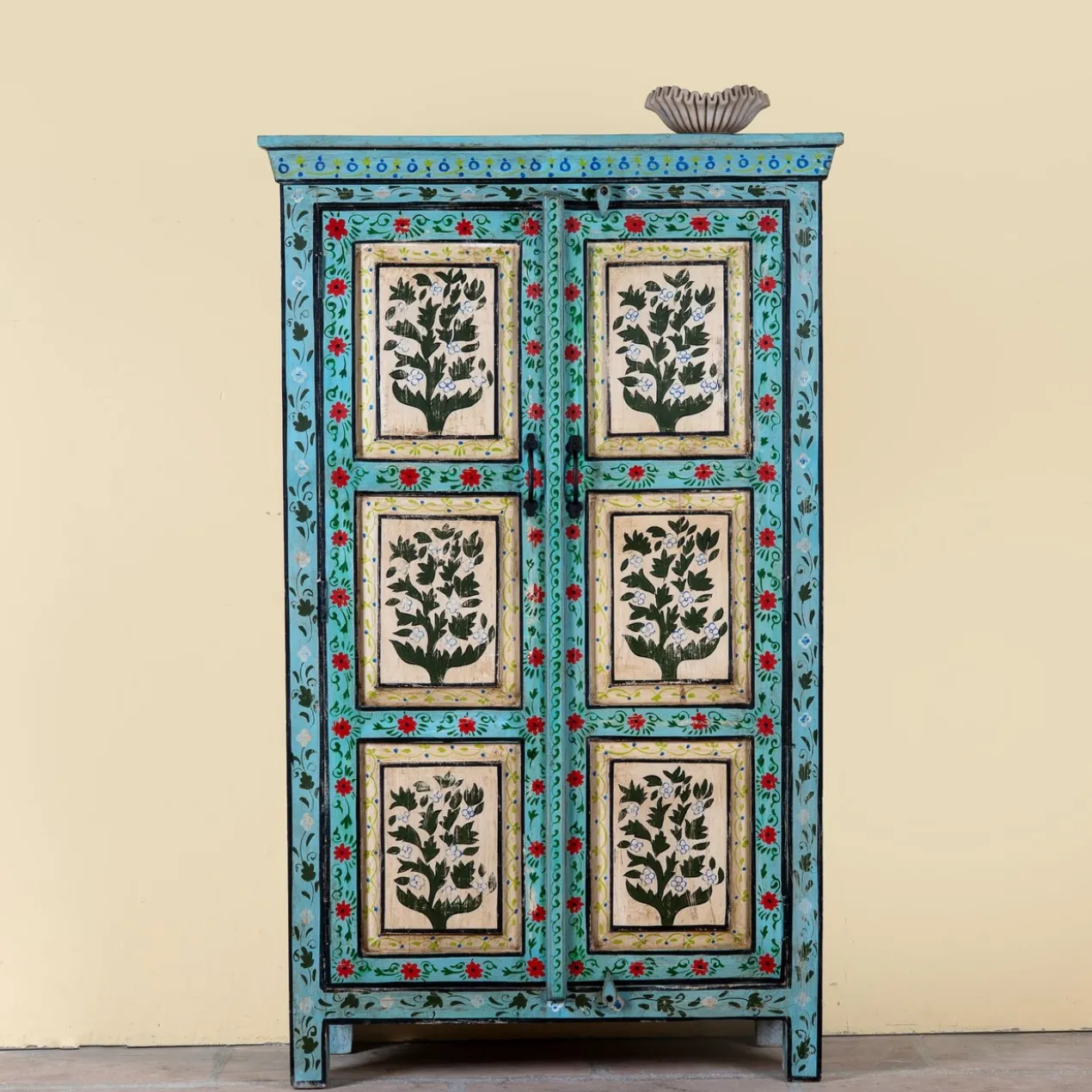 Drisina - Handbeschilderd Vintage Dressoir