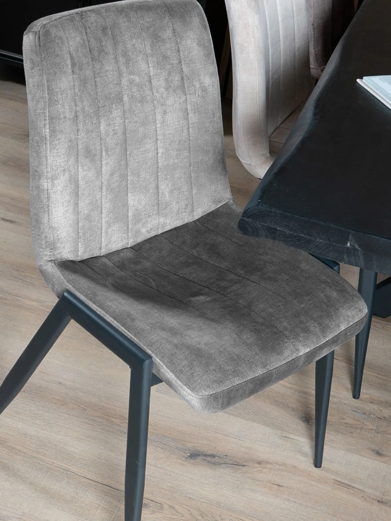 Eetkamerstoel Flyn Grey