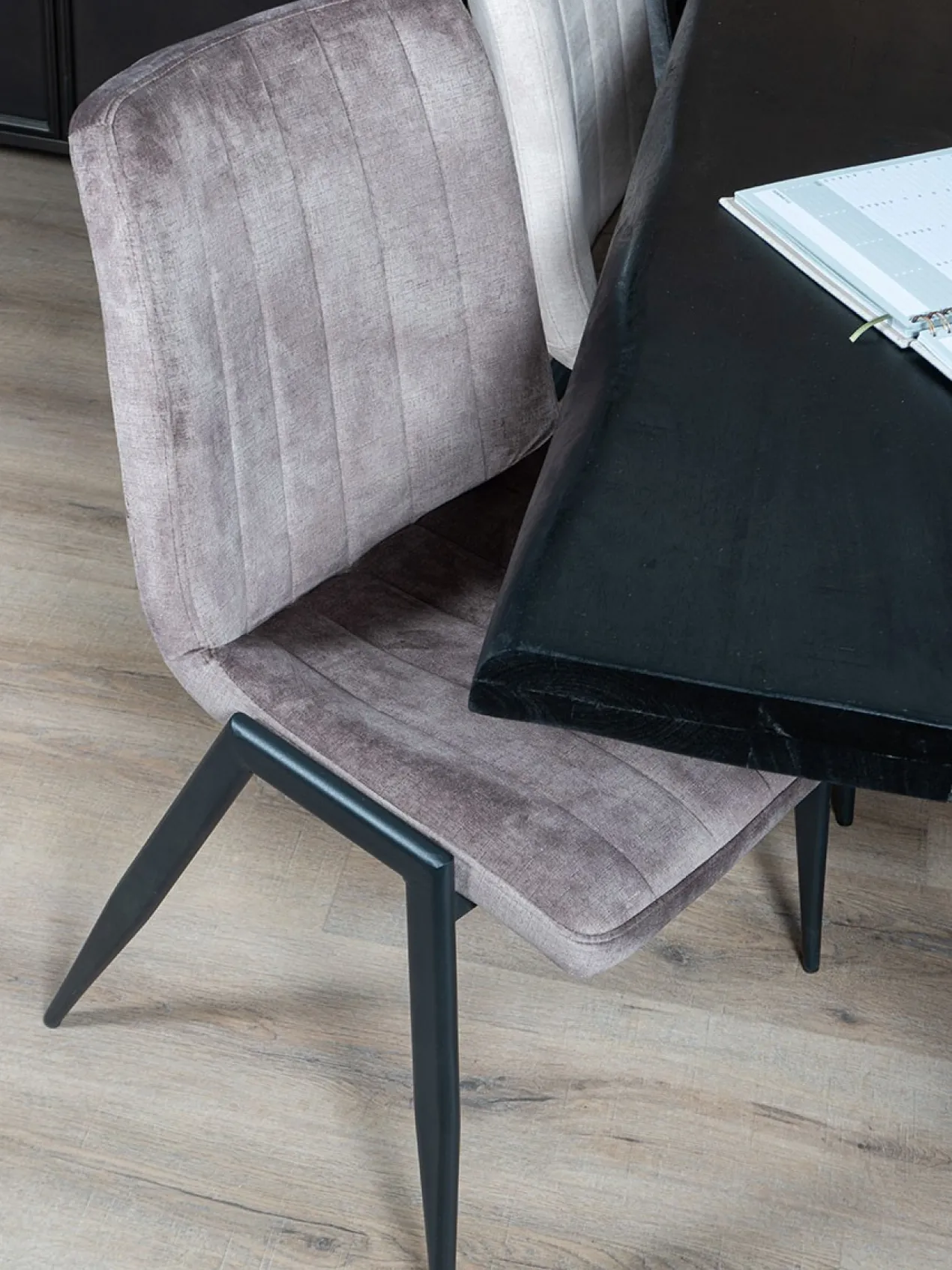 Eetkamerstoel Flyn Taupe