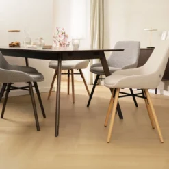 Eetkamerstoel Nena-Isa beige - zwart onderstel