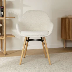 Eetkamerstoel Nena-Mae bouclé beige - naturel onderstel