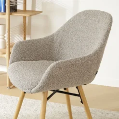 Eetkamerstoel Nena-Mae bouclé taupe - naturel onderstel