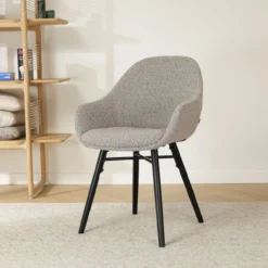 Eetkamerstoel Nena-Mae bouclé beige - zwart onderstel