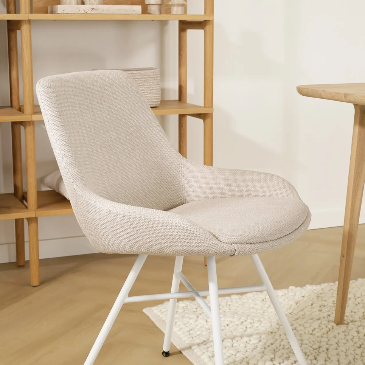 Eetkamerstoel Noa-Isa beige - wit onderstel