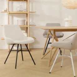 Eetkamerstoel Noa-Isa bouclé beige - zwart onderstel