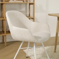 Eetkamerstoel Noa-Mae beige - wit onderstel