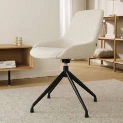 Eetkamerstoel Nola-Isa bouclé beige - zwart onderstel