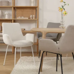 Eetkamerstoel Nora-Eef bouclé beige - zwart onderstel