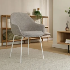 Eetkamerstoel Nora-Mae bouclé taupe - wit onderstel