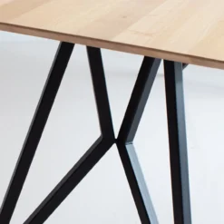 Eettafel Butterfly zwart frame naturel 220x100 cm verjongd