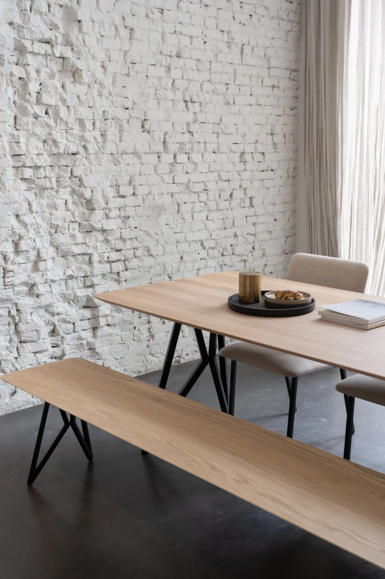 Eettafel Butterfly zwart 280x90 cm rechte rand