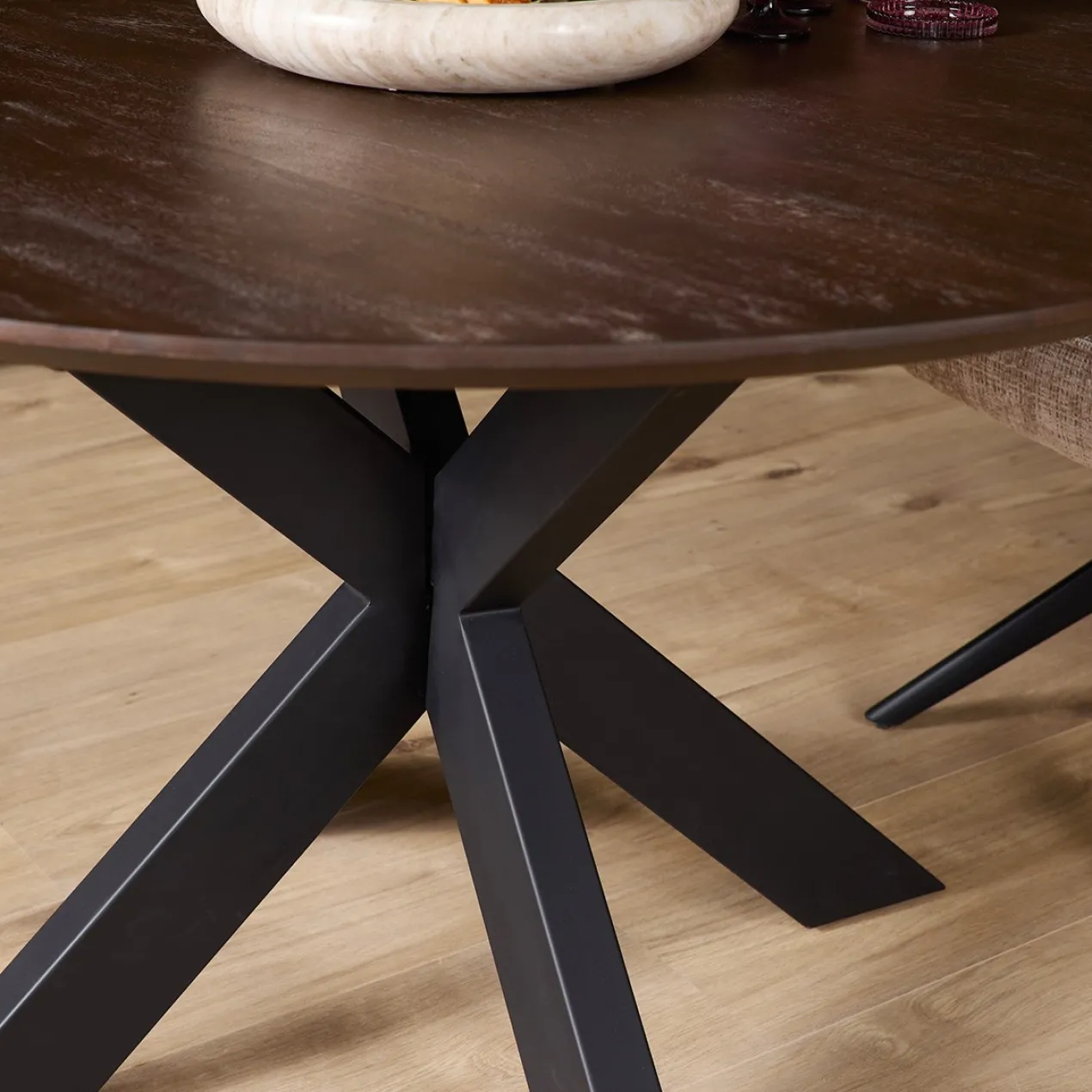 Eettafel De Bokke bruin/zwart Ø130 cm