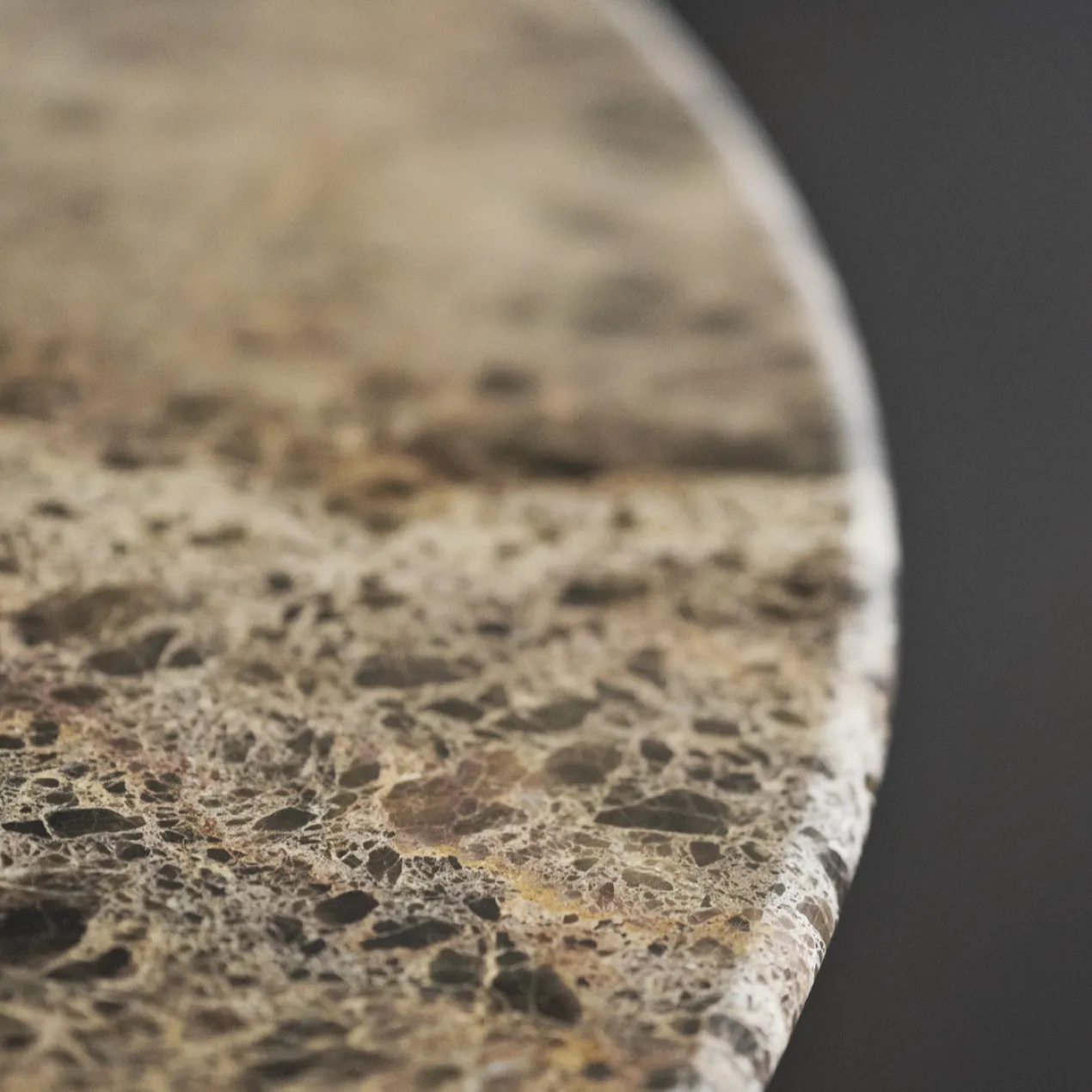 Eettafel Taransay Bruin