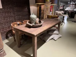 Eettafel teak uniek