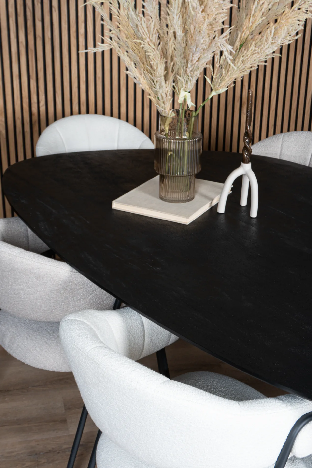 Eettafel Tinus Zwart - Kiezelvormig 200 cm