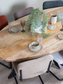Eettafel Viev Ovaal 300 cm