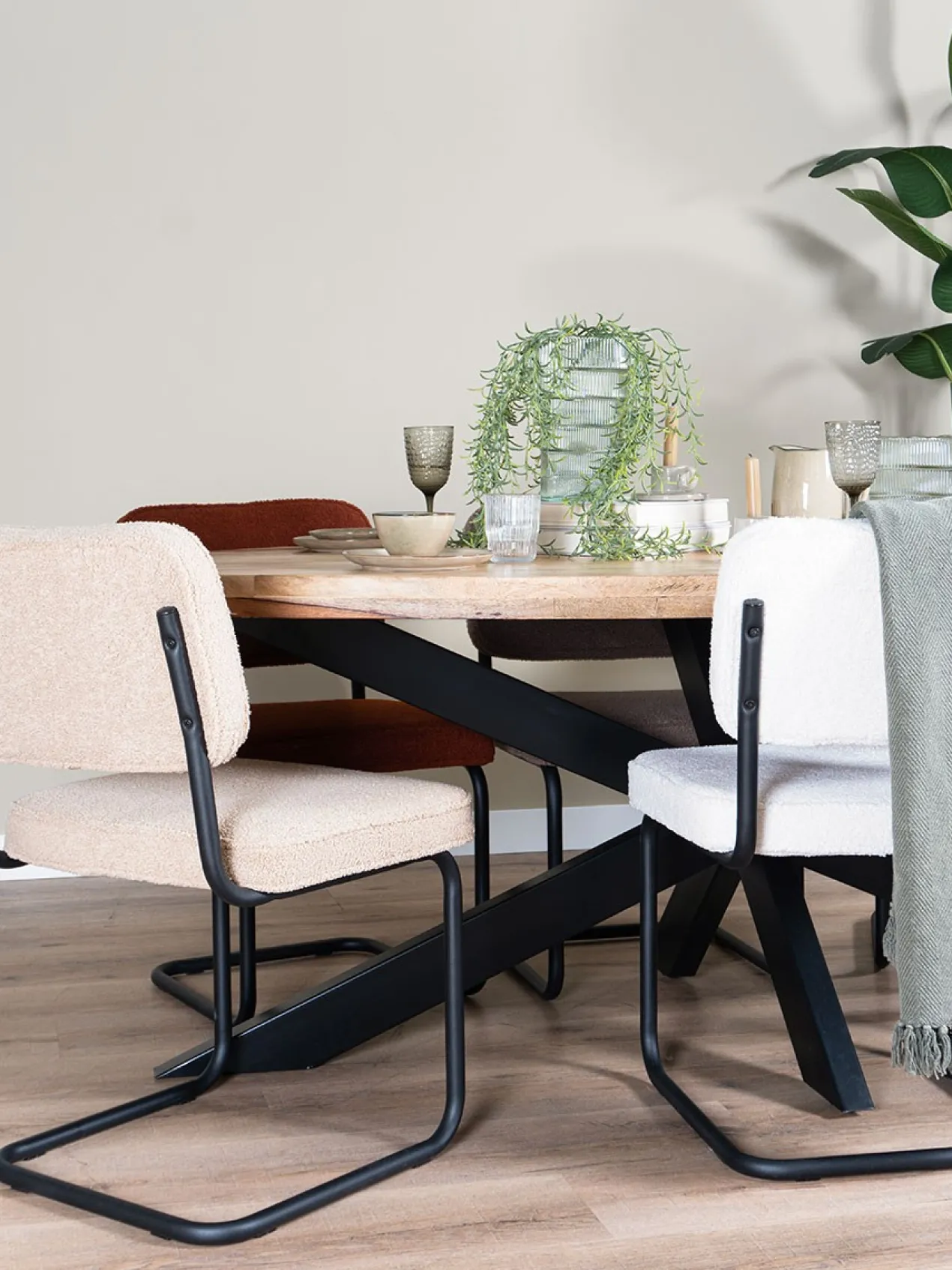 Eettafel Viev Ovaal 300 cm