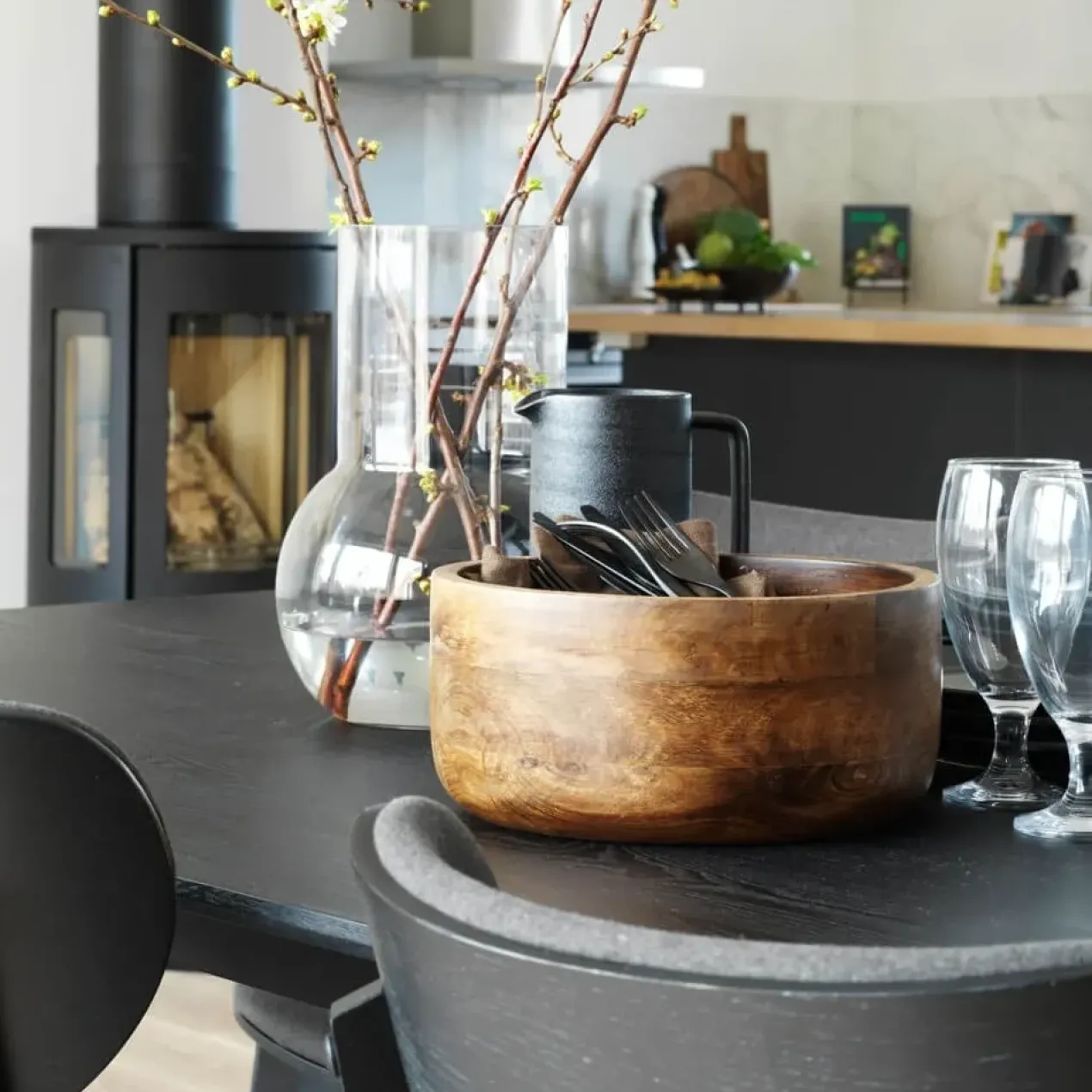 Eettafel Yumi - Zwart - 190 cm x 90 cm - verlengbaar