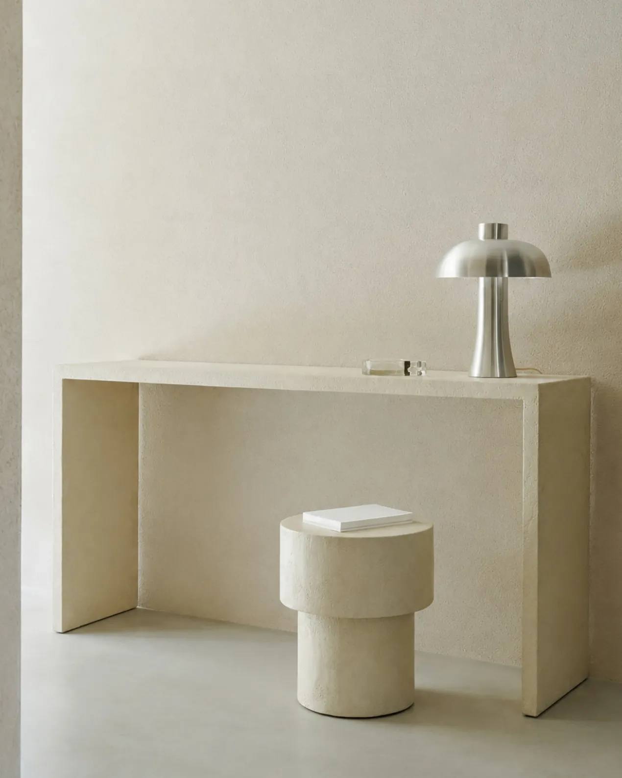 Elements console 150