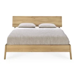 Ethnicraft bed Oak Air 180x200 incl. lattenbodem