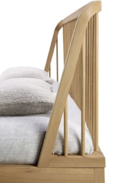 Ethnicraft bed Spindle Oak 180x200