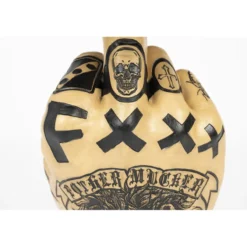 Fother mucker zij tafel lion
